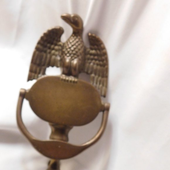 Vintage Architectural Brass Eagle Door Knocker - Picture 2 of 4